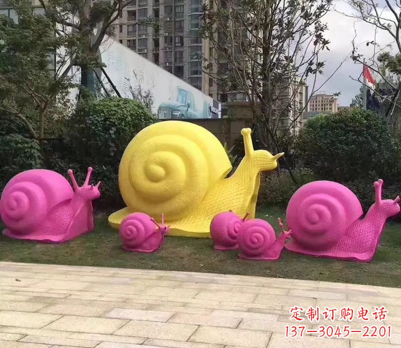 东莞玻璃钢彩绘蜗牛雕塑