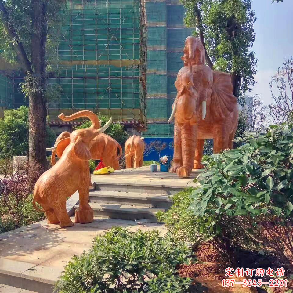 东莞玻璃钢卡通大象雕塑-小区园林动物景观雕塑