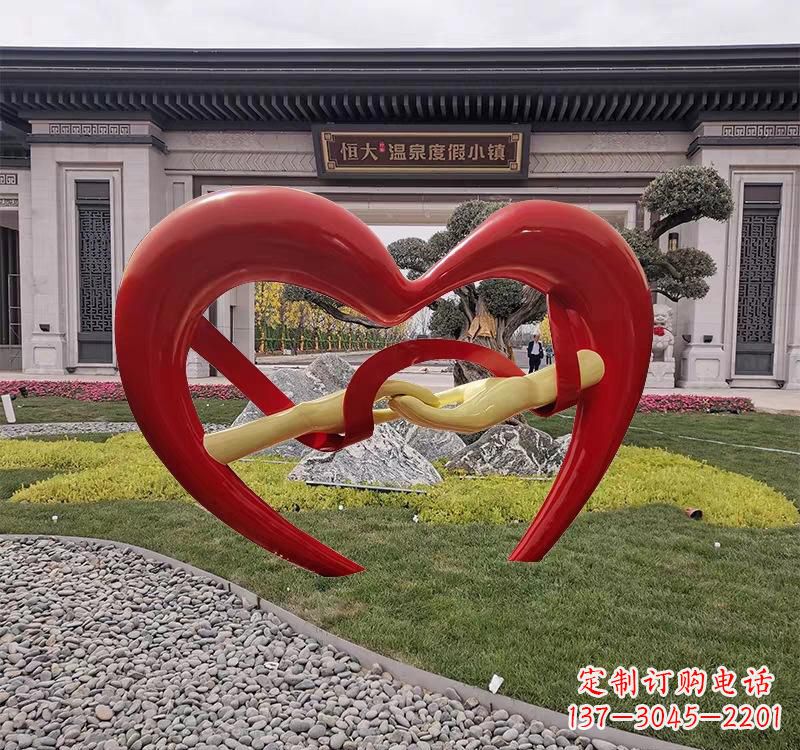 东莞不锈钢爱心字母雕塑