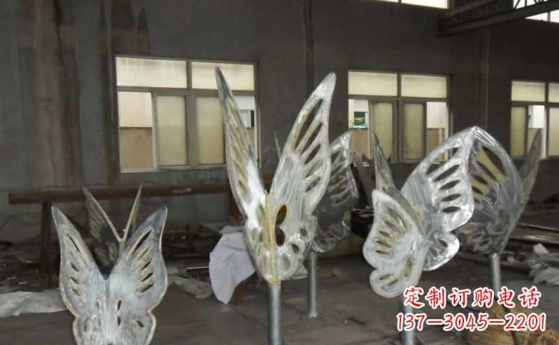东莞不锈钢彩色蝴蝶景观雕塑