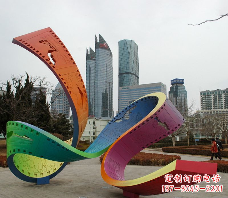 东莞不锈钢彩色胶卷雕塑