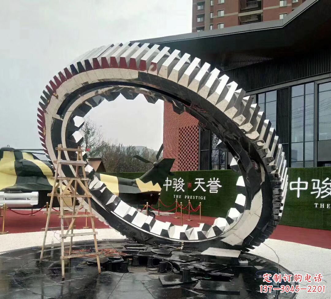 东莞不锈钢抽象齿轮雕塑1