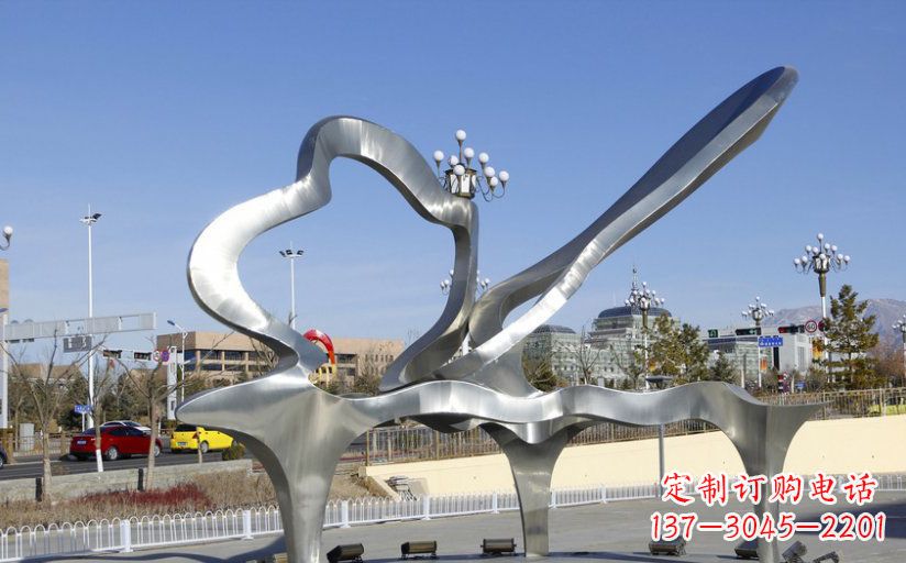东莞不锈钢抽象钢琴广场雕塑