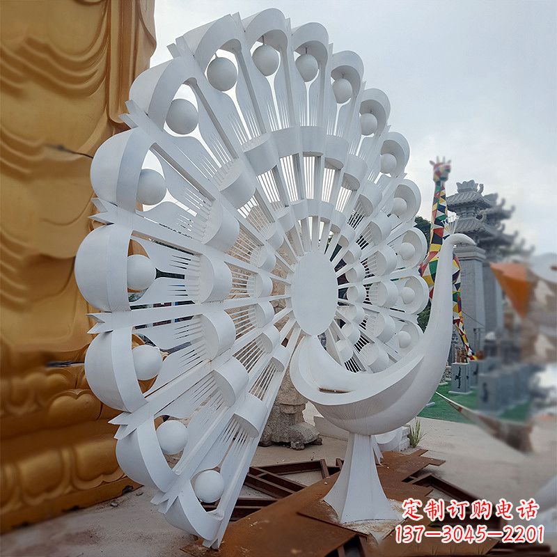 东莞不锈钢抽象孔雀雕塑