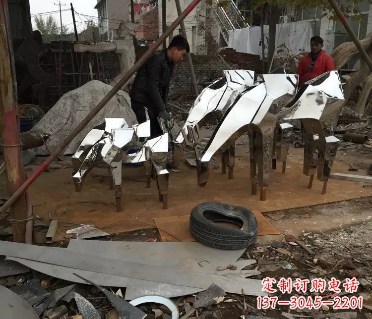 东莞不锈钢动物雕塑精美外形,经久耐用