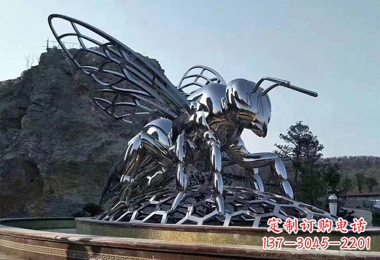 东莞不锈钢大型蜜蜂雕塑