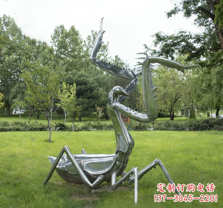 东莞不锈钢动物螳螂雕塑