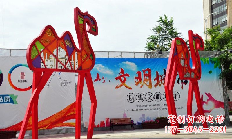 东莞不锈钢骆驼雕塑——精美的艺术之作