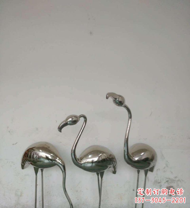 东莞不锈钢火烈鸟雕塑把自然之美带入公园