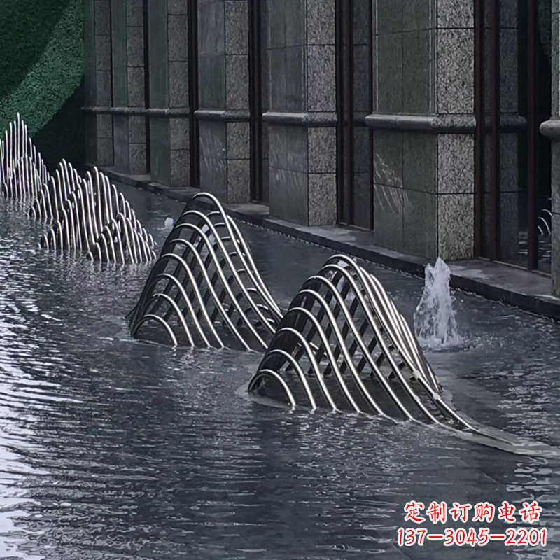 东莞不锈钢假山雕塑精美外形,百变造型