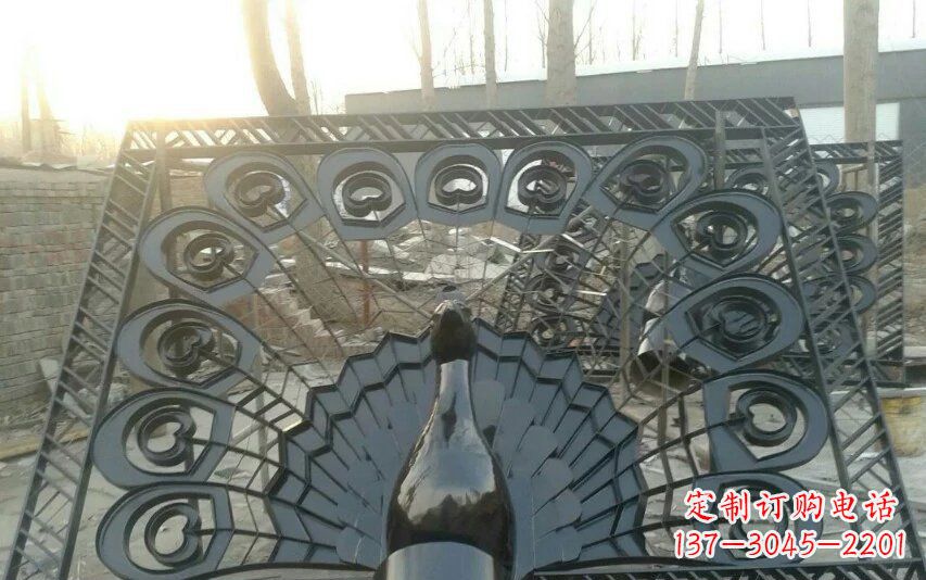 东莞不锈钢孔雀开屏景观雕塑