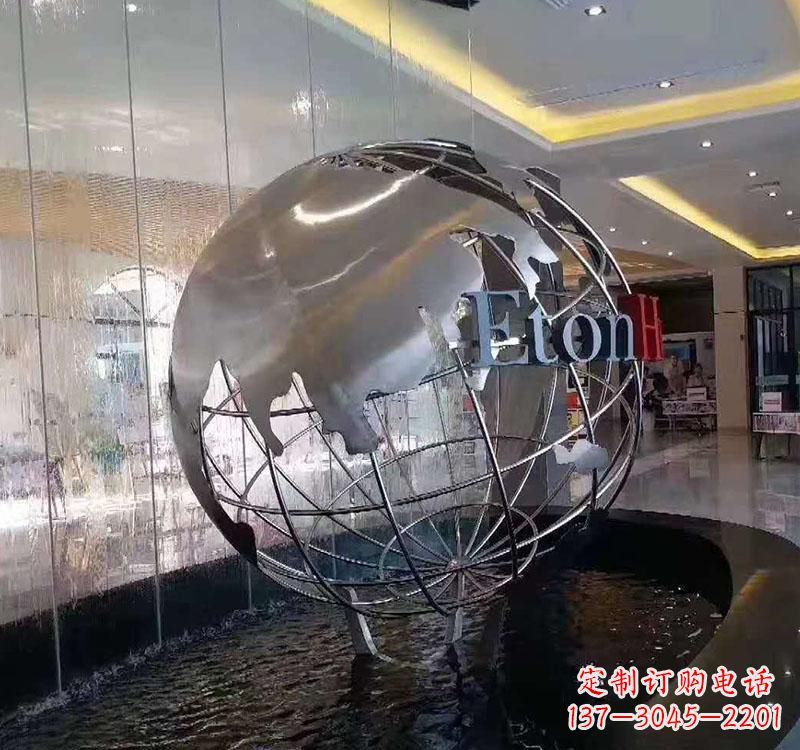 东莞不锈钢喷泉雕塑给空间增添灵动之美