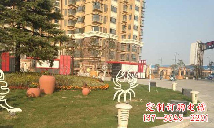 东莞不锈钢螃蟹雕塑精致美观的艺术之作