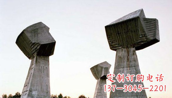 东莞不锈钢拳头一种独特的雕塑材料