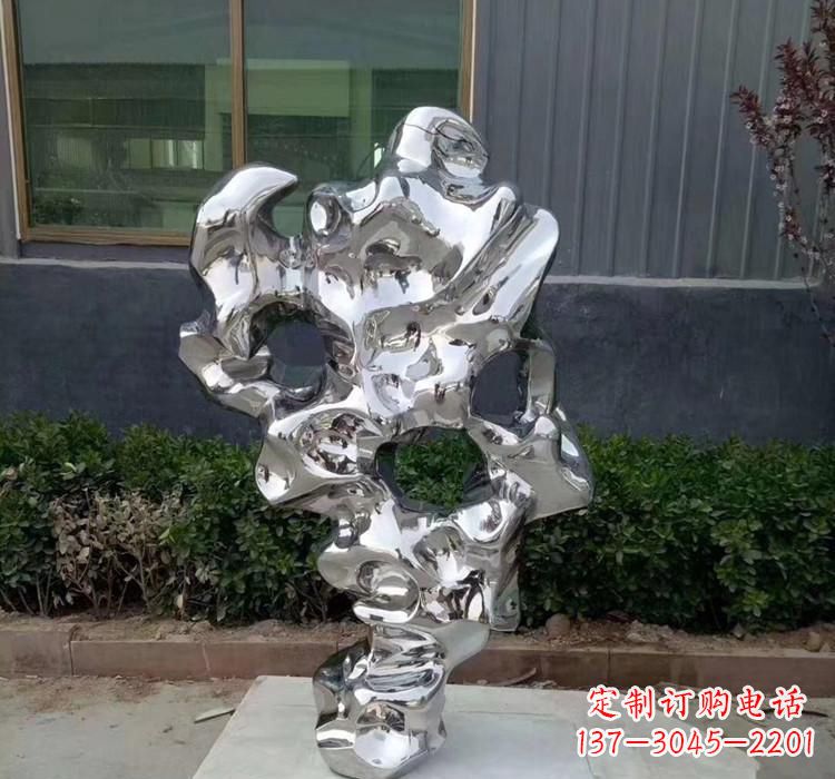 东莞精美太湖石雕塑,给环境带来灿烂光彩