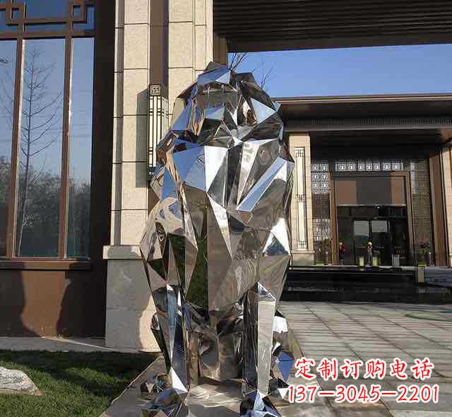 东莞不锈钢狮子雕塑给园林带来神秘与力量