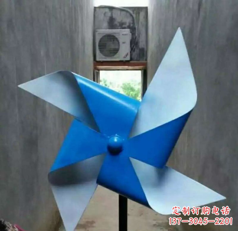 东莞色彩斑斓的不锈钢风车雕塑