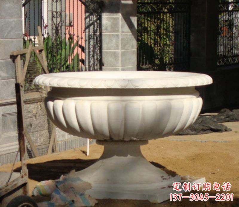 东莞大理石花盆雕塑1