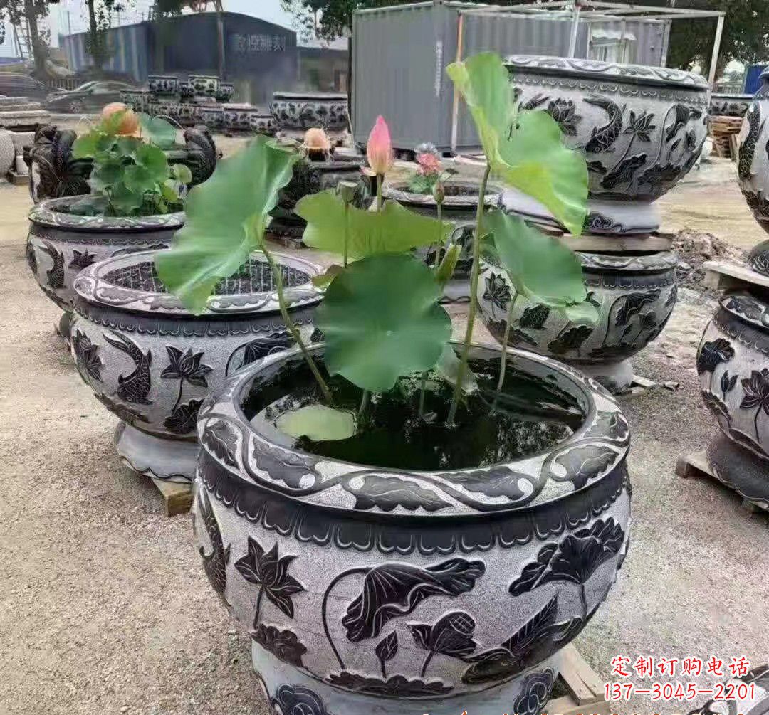 东莞精美大理石鱼缸雕塑