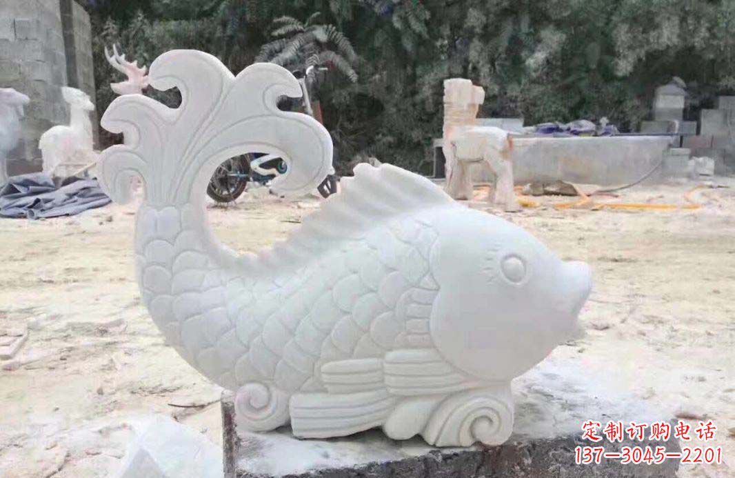 东莞大理石鱼喷泉雕塑装置