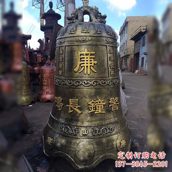 东莞大铜钟雕塑