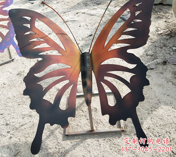东莞大型不锈钢铁艺蝴蝶雕塑,户外公园园林彩色昆虫摆件