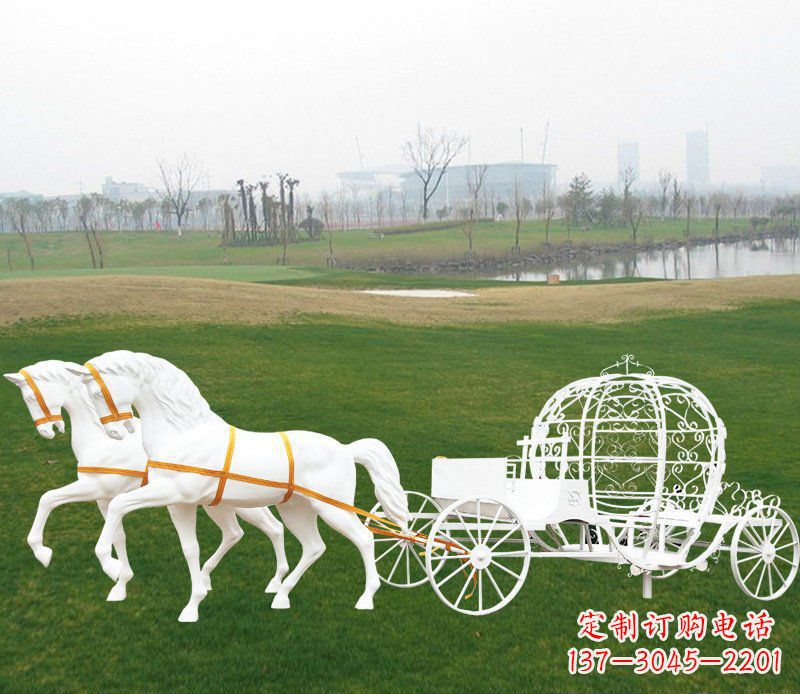 东莞大型欧式马车动物玻璃钢雕塑