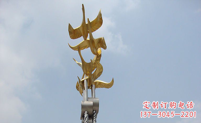 东莞大雁不锈钢雕塑—梦想之羽