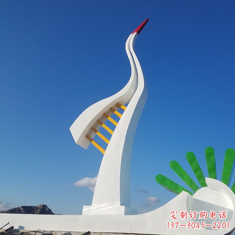 东莞丹顶鹤的雕塑抽象