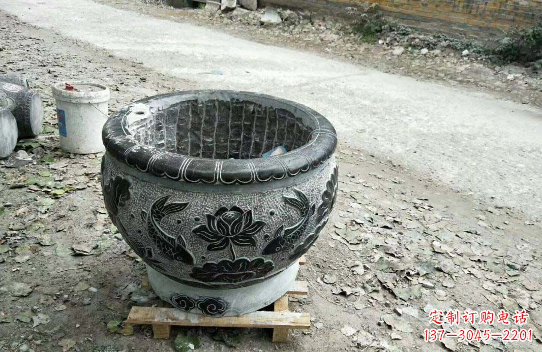 东莞仿古圆形水缸石雕