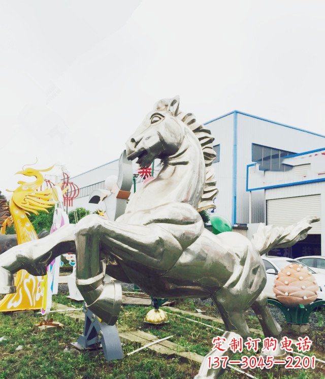 东莞产品名称优雅的不锈钢雕塑——奔马
