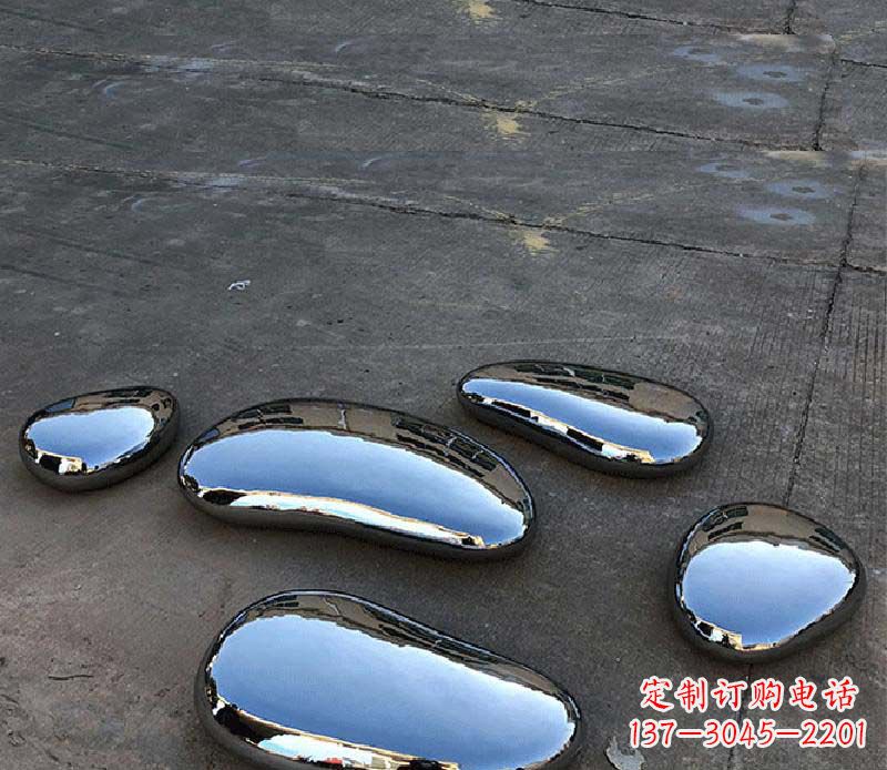 东莞不锈钢水滴景观雕塑美轮美奂,营造自然灵动