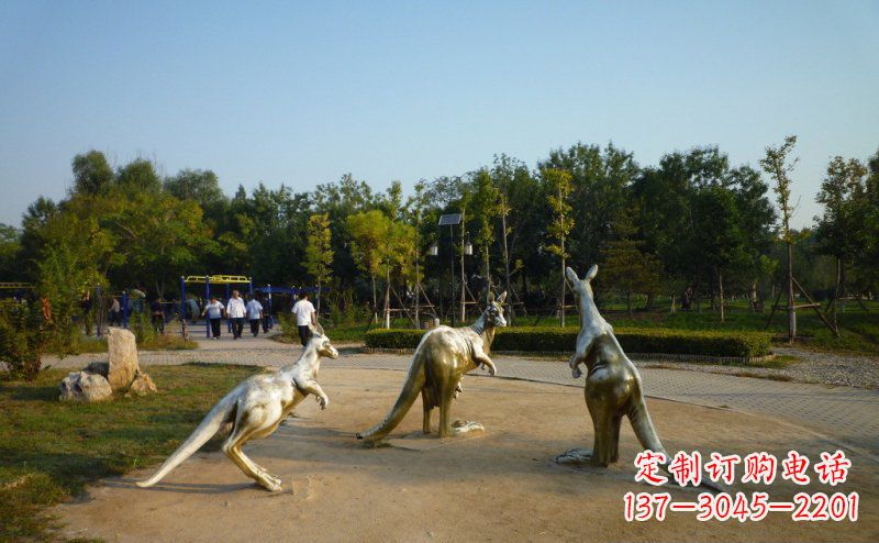 东莞公园袋鼠动物铜雕 (3)
