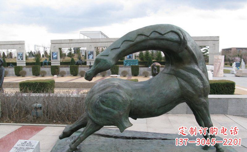 东莞中领雕塑作为一家雕塑定制厂家,有着丰富的…