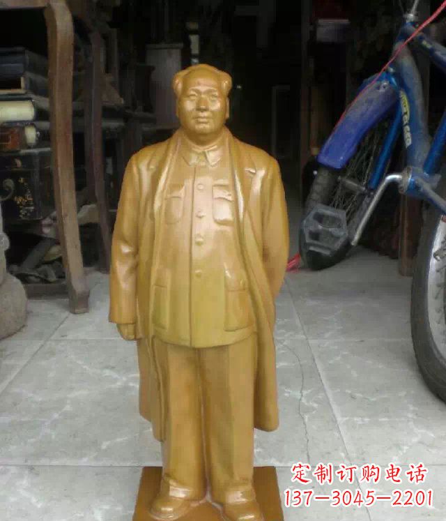 东莞毛主席仿铜雕塑:唤醒历史的记忆