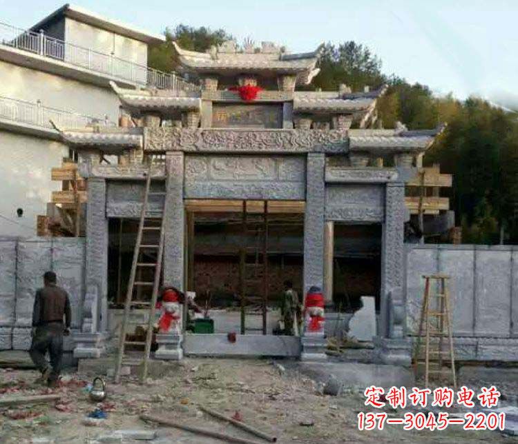 东莞三门仿古石雕牌坊打造质感升级的精致建筑