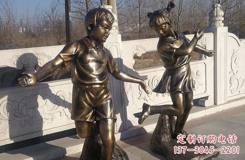 东莞踢毽子的儿童铜雕 (2)