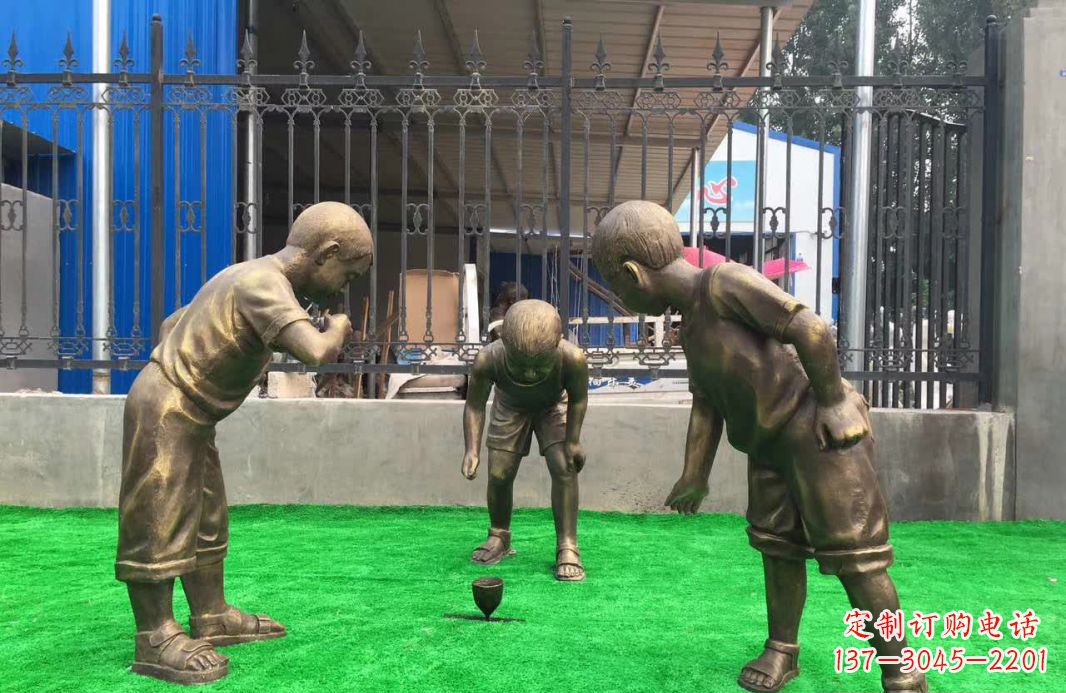 东莞玩陀螺儿童铜雕塑