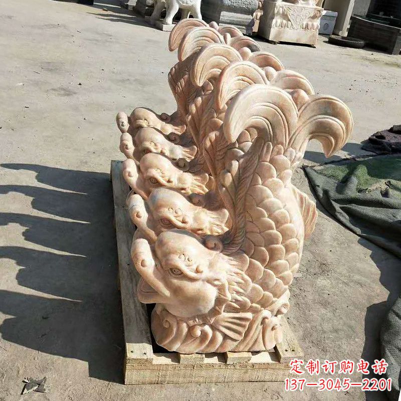 东莞晚霞红喷水鱼石雕-园林水景喷泉动物雕塑摆件