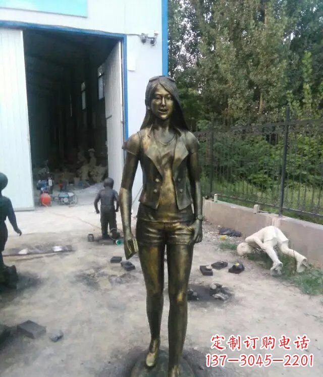 东莞现代美女广场人物铜雕