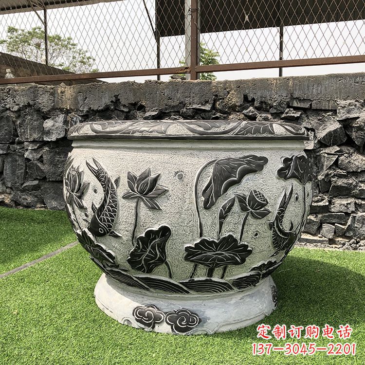 东莞鱼纹水缸石雕